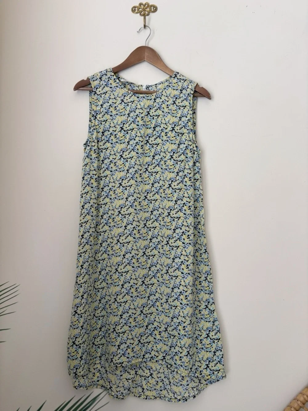 Equipment Yellow & Blue Floral Silk Sleeveless Shift Dress Large